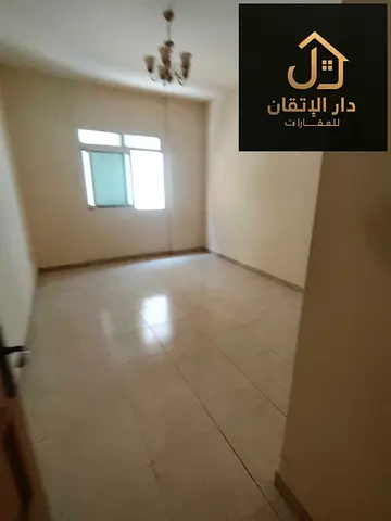 شقة غرفتين وصاله القليعة موقع مميز تكيف مركزي تسهيلات في السداد