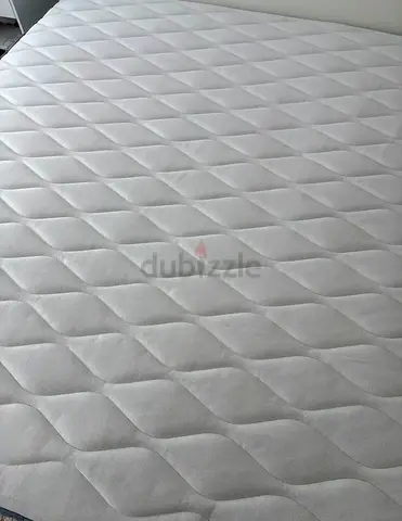 Ikea King size vextendra mettres available in perfect condition