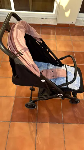 Lightweight compact pram stroller in very good condition