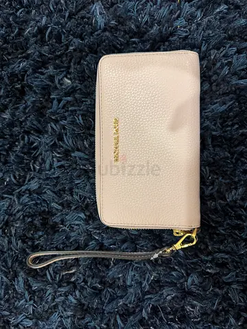 Michael Kors pink wallet