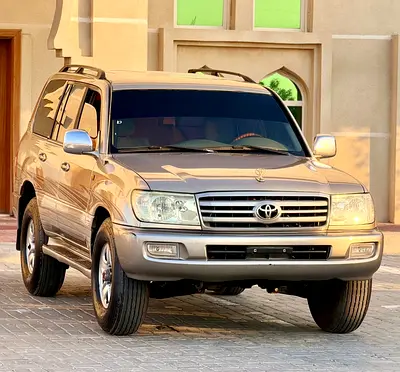 لاند كروزر موديل 2005 GXR بحالة ممتازة Toyota Land Cruiser GXR 2005 GCC Specs
