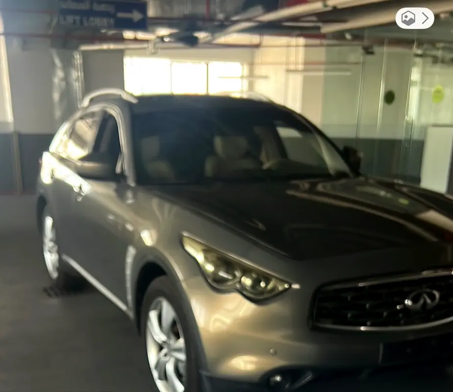 Infiniti FX45/FX35 2009 — photo 1 of 3