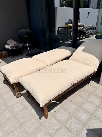 Outdoor wooden sun lounger / daybed with cream cushions