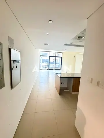 Elegant 2BR Apartment | 3 Bathrooms | Balcony