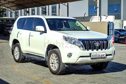 AED 2264/month | 2017 Toyota Prado  | GCC Specs | Ref#476850