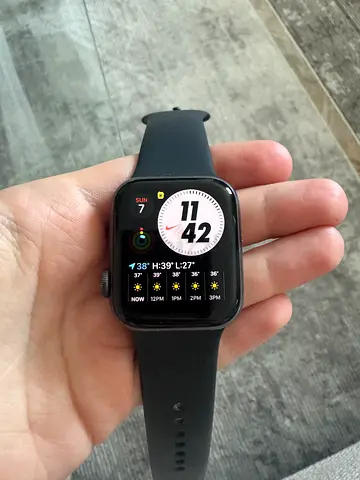 Apple Watch Series 5 40mm