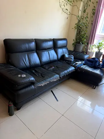 Black Leather L sofa