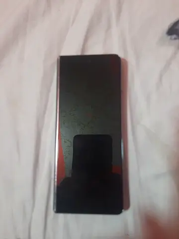 Fold 4 phone in excellent condition  and ver nice phone  inner lcd not working other is excellent co