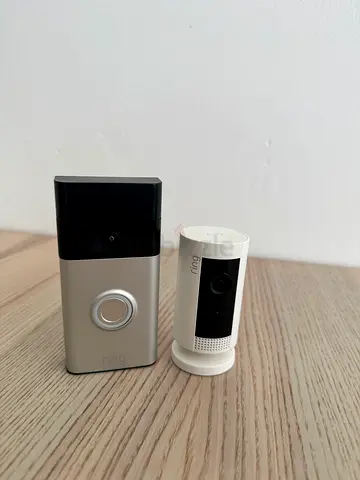 Ring camera doorbell set