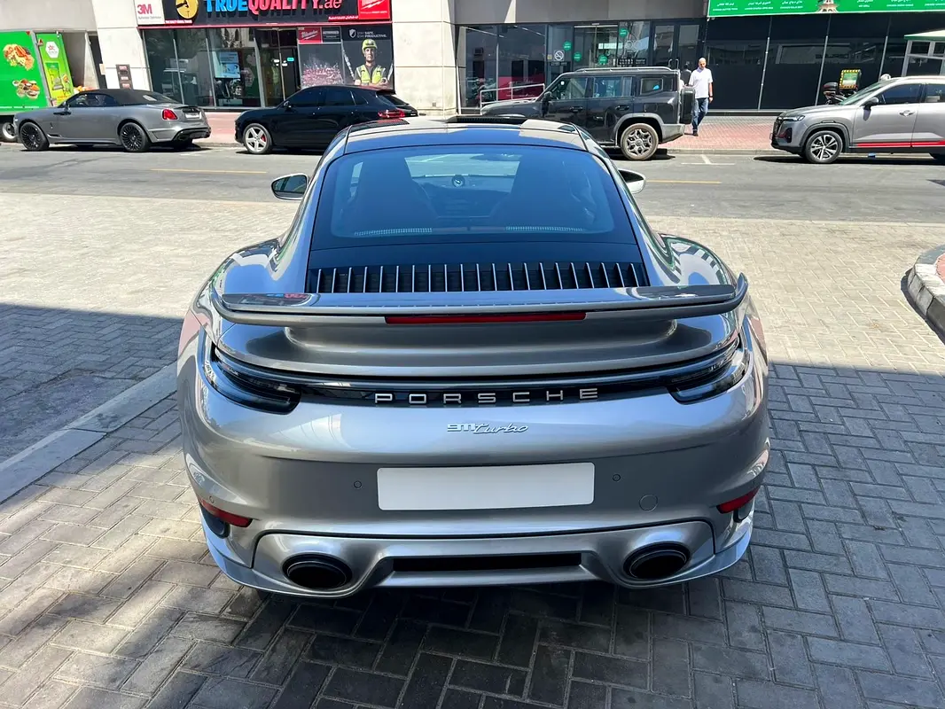 Porsche 911 2025 — photo 1 of 10