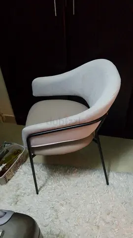 Modern Curved Accent Chair with Metal Legs - Light Grey