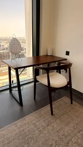 Modern Office Desk / Study Table – Excellent Condition