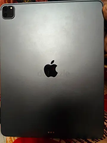 Apple ipad pro(12.9- inch) 5th generation
