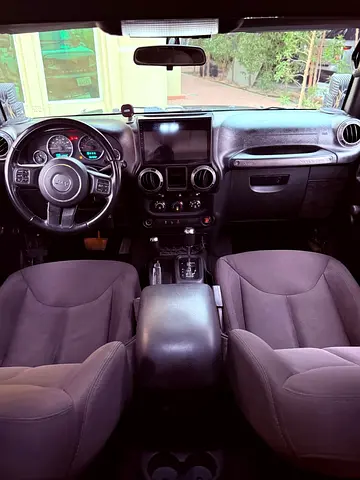 2017 JEEP WRANGLER — миниатюра 8