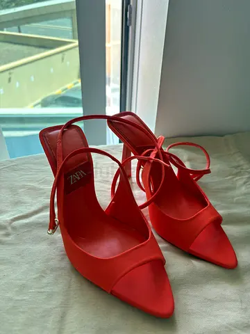 Zara sandals, like new, size 37 high heel slingback pumps, used once