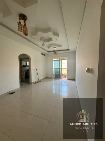 فرصة رائعة للسكن العائلي في أفضل المناطق السكنية في عجمان، بمنطقة المويهات 3 على شارع الأكاديمية، بالقرب من المدارس والخدمات وطريق الشيخ محمد بن زايد