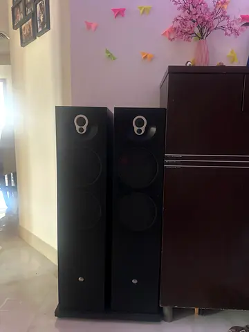 Pair of LINN floor-standing stereo speakers - used, good condition