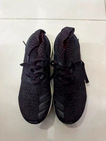 Addidas ultraboost continental sneakers