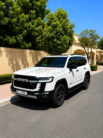 2024 Land Cruiser GR Sport | GCC | FSH Al-Futtaim | Warranty  Service to 2028 | 18,600km