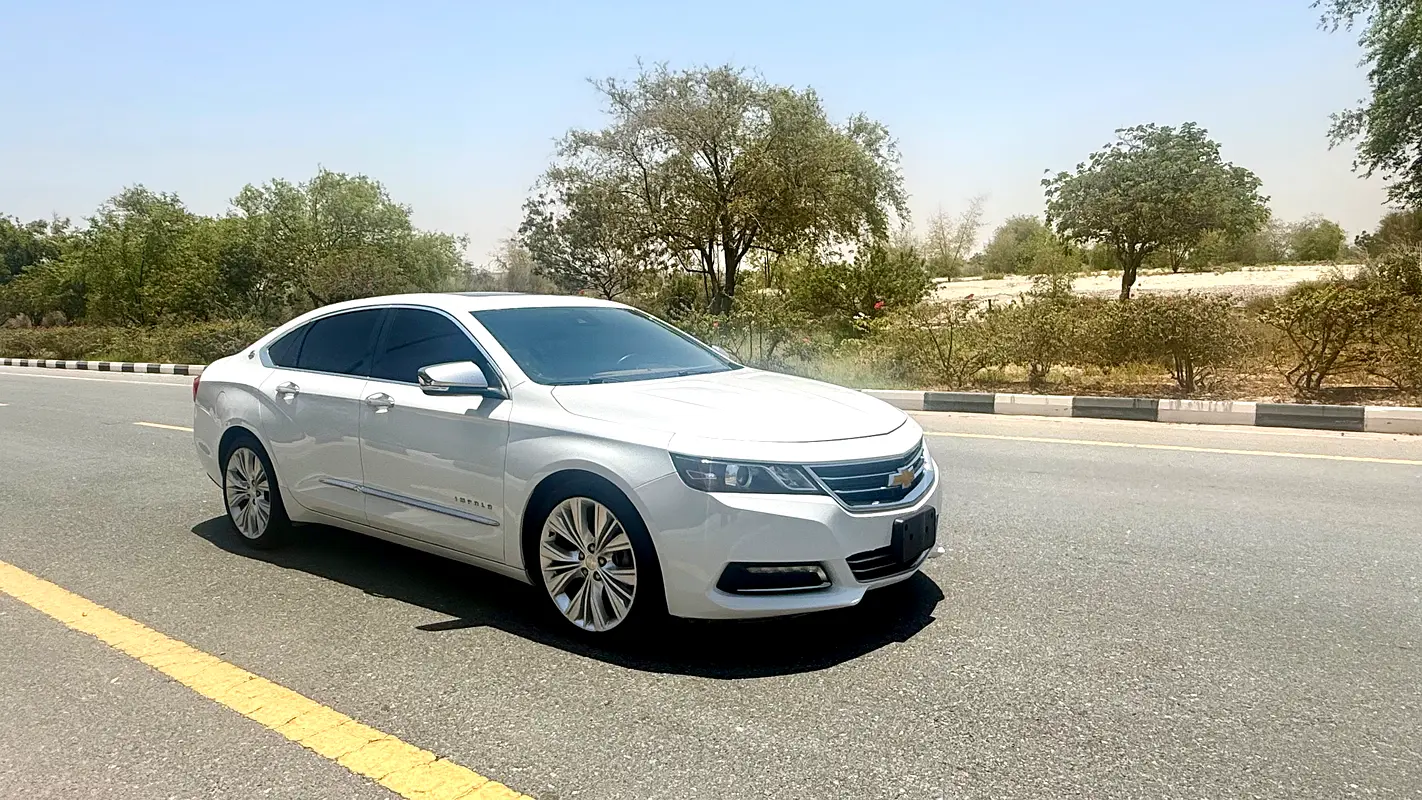 Chevrolet Impala 2015 — photo 1 of 20