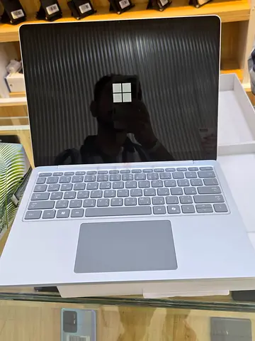 Microsoft Surface Laptop 13  snapdragon 512GB/16 Platinum TDRA window 11