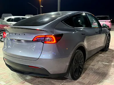 2023 Tesla MODEL Y — фото 7