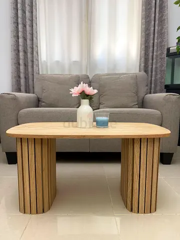 Tea table/ tea poy