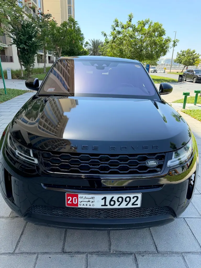 Land Rover Range Rover Evoque 2020 — photo 1 of 10
