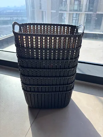 Woven Design Plastic Storage Basket