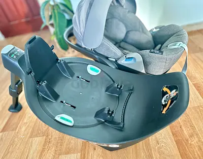 Cybex baby car seat with the base