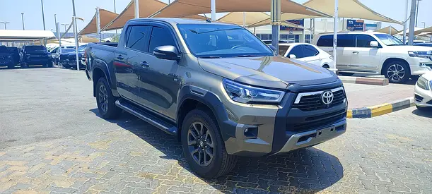 V6Hilux Adventure 2022 GCC هيلوكس خمس كمرات ادفينشر