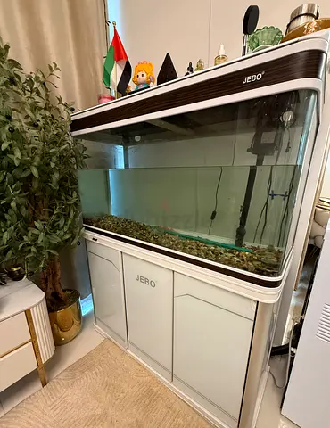JEBO large aquarium with cabinet - excellent condition