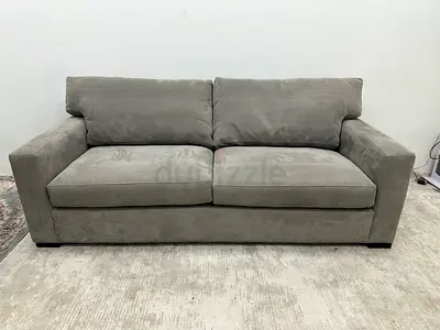 Amazing condition cratebarrel three seater Sofabed