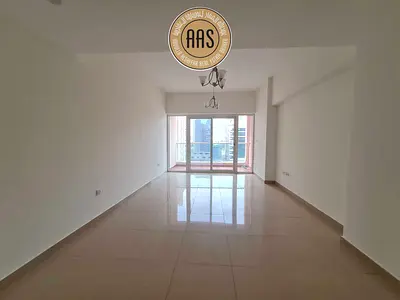 Like A Brand New Building Close To Park Full Family Building