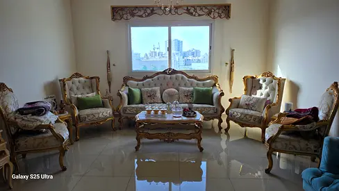Classic carved wooden 5-piece living room sofa set - good condition