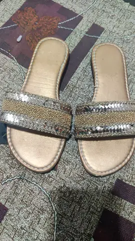 Gold beaded slip-on kids girls sandals, size for 4 year— gently used