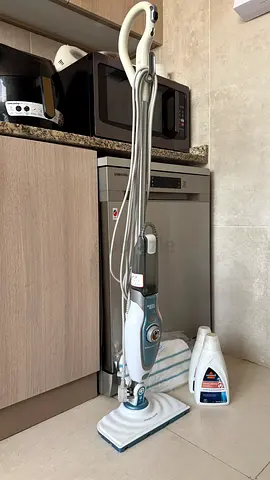 Steam Mop for Hard Floors — Good Condition