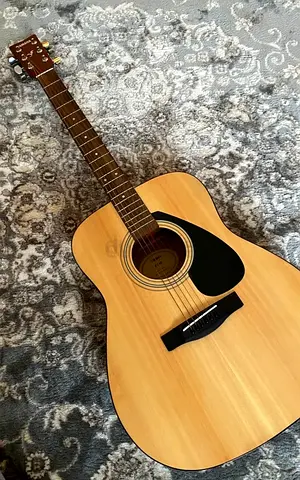 Yamaha f310 guitar