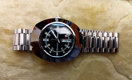 Silver-tone Mens Analog Watch with Day-Date and Crystal Markers