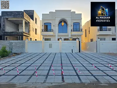 Classic villa including registration and ownership fees, large setback area in front of the villa, and freehold ownership for all.