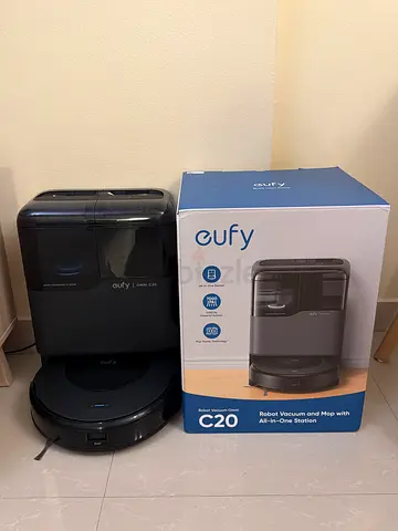 eufy RoboVac C20 with Self-Charging Dock - Good Condition