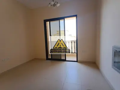 بلكونه ب اطلالته مفتوحه * مطبخ شبه منفصل *مساحه كبيره * سعر خيال * صيانه فري * تكيف مركزي * تسهيل ف الدفعات