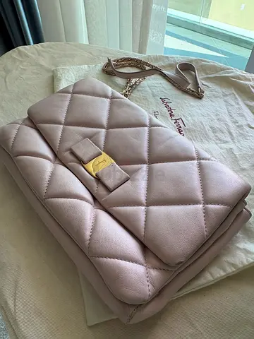 Salvatore Ferragamo Quilted Leather Shoulder Bag - Pale Pink