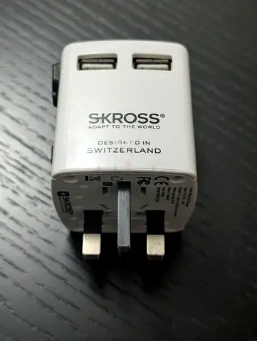SKROSS Universal Travel Adapter with Dual USB - Used
