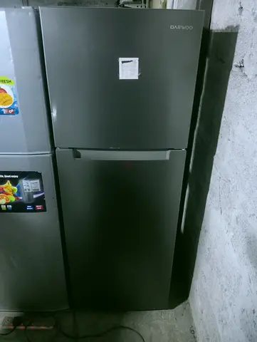 Deawoo refrigerator 300 liters