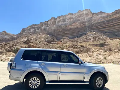 Mitsubishi Pajero GLS 2011 | GCC Specs | Well maintained