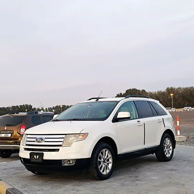 Ford Edge 2010 — photo 1 of 12