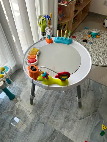 Skip Hop Baby Activity Center - hopper abd table with toys - excellent condition