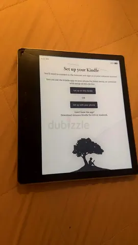 Amazon Kindle Oasis Used Small Crack