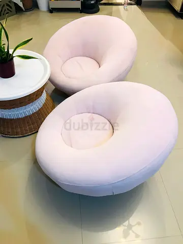 Pair of Pink Circular Lounge Chairs - Cozy Accent Chairs